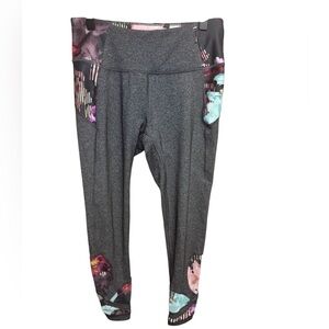 CALIA by Carrie Underwood High-Rise Leggings – Charcoal with Floral Print Size S